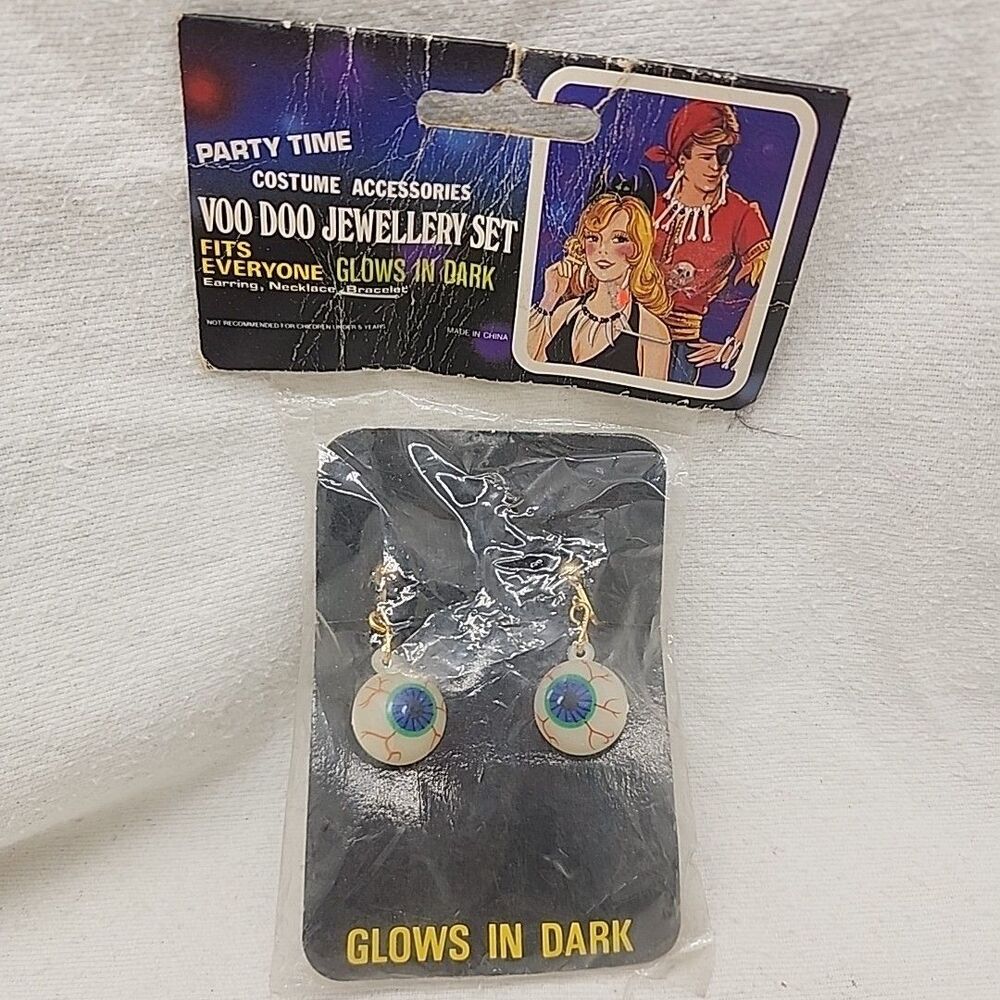 Earrings Glow In The Dark Eyeballs Original Package 1980's New Old Stock Vintage